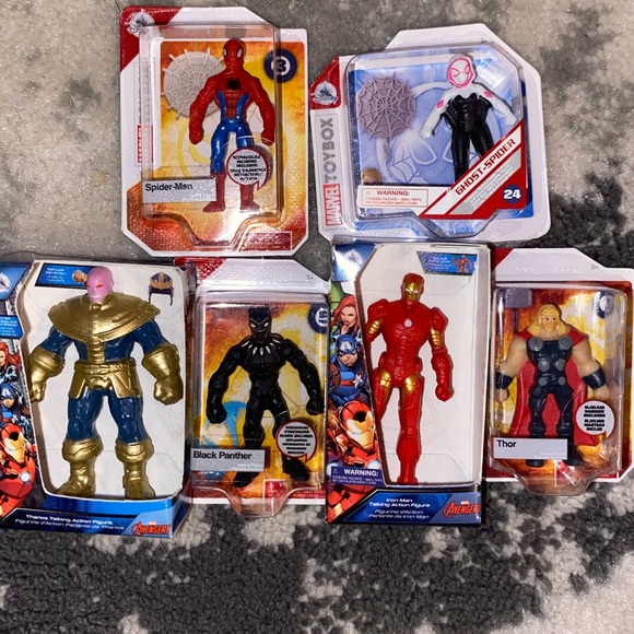 Mini Brand Marvel Superhero’s - Picture 1 of 1